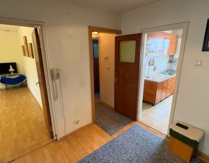 Appartement 3 chambres à vendre dans Cluj-napoca, zone Manastur