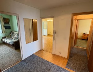 Appartement 3 chambres à vendre dans Cluj-napoca, zone Manastur