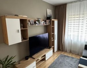 Lakás 3 szobák eladó on Floresti