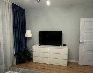 Lakás 3 szobák eladó on Floresti
