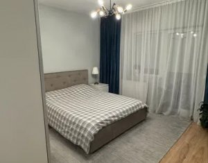 Lakás 3 szobák eladó on Floresti