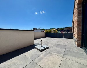 Maison 6 chambres à vendre dans Cluj-napoca, zone Andrei Muresanu