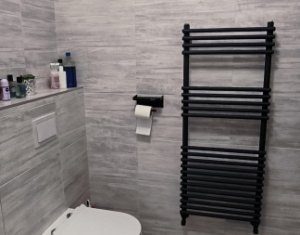 Appartement 3 chambres à vendre dans Floresti