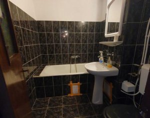 Lakás 4 szobák eladó on Cluj-napoca, Zóna Manastur