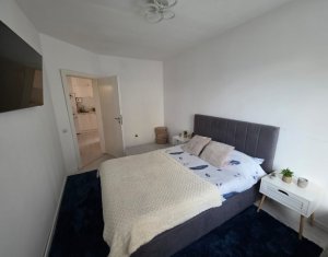Apartament 2 camere, parcare, strada Florilor