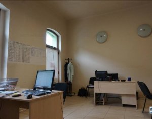 Bureau à louer dans Cluj-napoca, zone Centru