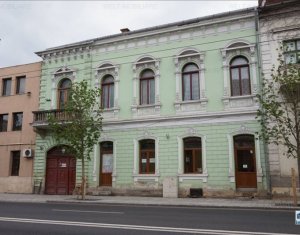 Bureau à louer dans Cluj-napoca, zone Centru
