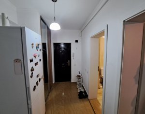Lakás 2 szobák eladó on Floresti