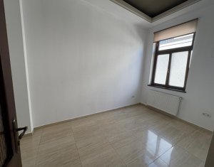 Espace Commercial à louer dans Cluj-napoca, zone Centru