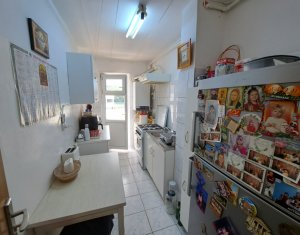 Appartement 3 chambres à vendre dans Cluj-napoca, zone Manastur