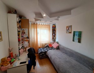 Appartement 3 chambres à vendre dans Cluj-napoca, zone Manastur