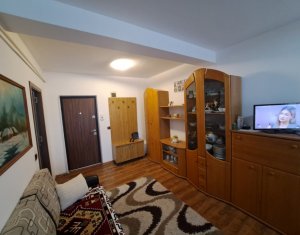 Lakás 2 szobák eladó on Floresti