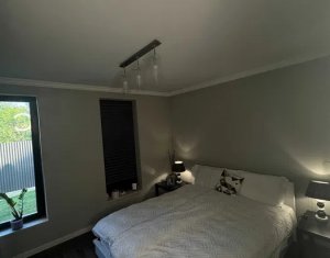Maison 4 chambres à vendre dans Cluj-napoca, zone Dambul Rotund