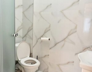 Prima inchiriere - Apartament lux in vila, curte, 2 locuri de parcare 