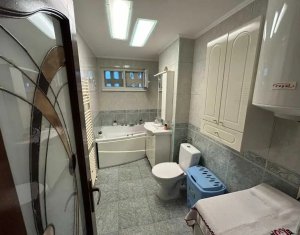 Appartement 3 chambres à vendre dans Cluj-napoca, zone Manastur