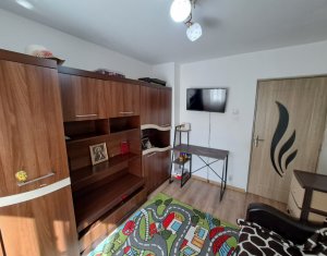 Appartement 3 chambres à vendre dans Floresti
