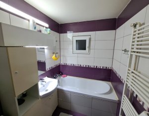 Appartement 3 chambres à vendre dans Floresti