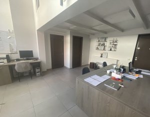 Bureau à louer dans Cluj-napoca, zone Centru