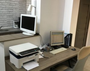 Bureau à louer dans Cluj-napoca, zone Centru