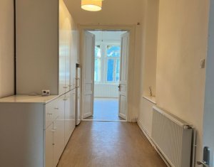 Bureau à louer dans Cluj-napoca, zone Centru