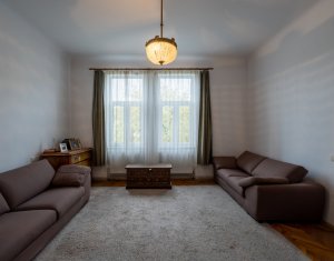 Maison 5 chambres à vendre dans Cluj-napoca, zone Andrei Muresanu