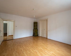Maison 5 chambres à vendre dans Cluj-napoca, zone Andrei Muresanu