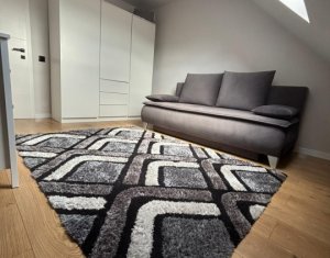 Lakás 3 szobák eladó on Floresti