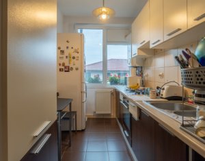Appartement 3 chambres à vendre dans Floresti