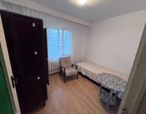 Lakás 4 szobák eladó on Cluj-napoca, Zóna Manastur