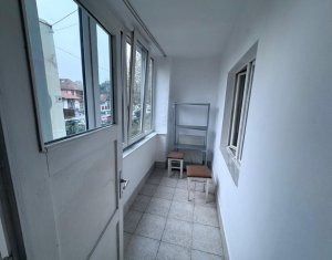 Lakás 4 szobák eladó on Cluj-napoca, Zóna Manastur