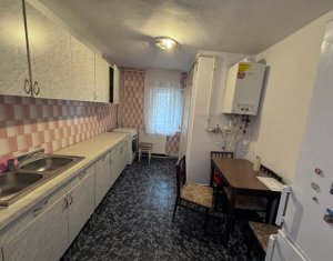 Lakás 4 szobák eladó on Cluj-napoca, Zóna Manastur