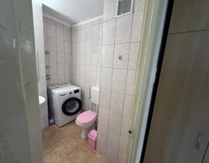 Lakás 4 szobák eladó on Cluj-napoca, Zóna Manastur