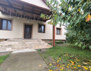 Casa individuala, 200 mp utili, 748 mp teren, Apahida, strada linistita