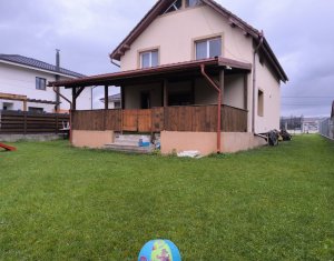 Casa individuala, 200 mp utili, 748 mp teren, Apahida, strada linistita