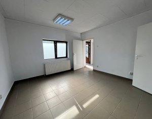 Bureau à louer, 50m2 dans Cluj-napoca, zone Centru