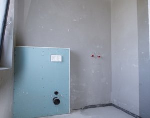 Maison 5 chambres à vendre dans Chinteni