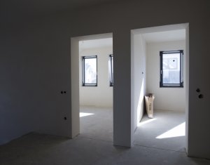 Maison 5 chambres à vendre dans Chinteni