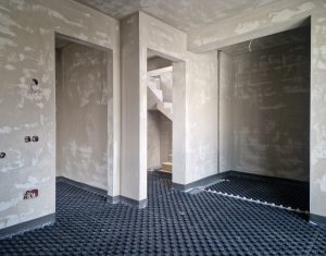 Maison 5 chambres à vendre dans Cluj-napoca, zone Faget