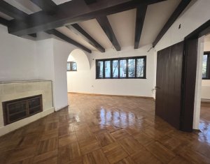 Vila individuala 250mp, birouri sau servicii, str Republicii - centru