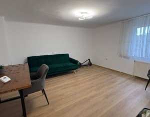 Maison 2 chambres à louer dans Cluj-napoca, zone Faget