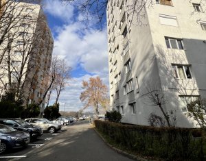 Bureau à louer dans Cluj-napoca, zone Manastur