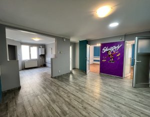 Bureau à louer, 80m2 dans Cluj-napoca, zone Manastur