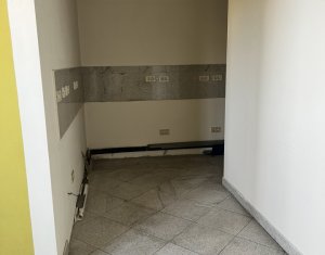 Spatiu comercial sau birouri 274mp piata Cipariu mezanin