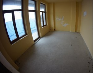 Ház 7 szobák eladó on Cluj-napoca, Zóna Dambul Rotund