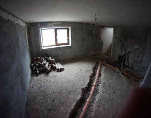 Ház 7 szobák eladó on Cluj-napoca, Zóna Dambul Rotund
