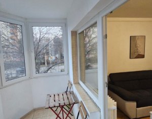 Appartement 3 chambres à louer dans Cluj-napoca, zone Plopilor