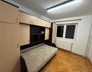 Appartement 3 chambres à vendre dans Cluj-napoca, zone Manastur