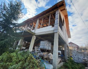 Vanzare teren + casa in constructie, Dezmir 