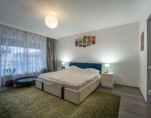 Maison 5 chambres à vendre dans Floresti