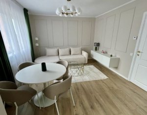 Appartement 4 chambres à vendre dans Cluj-napoca, zone Manastur